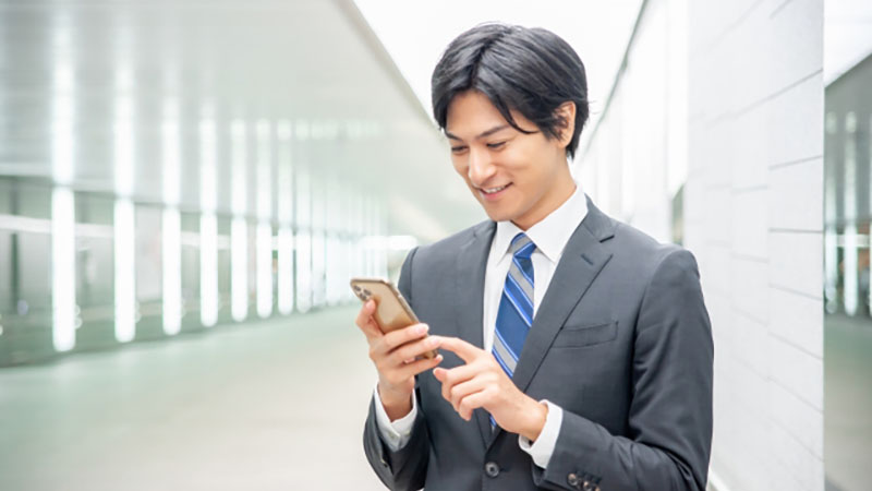 専用URLからユーザー登録することで、ご利用開始。（スマートフォンにも対応）